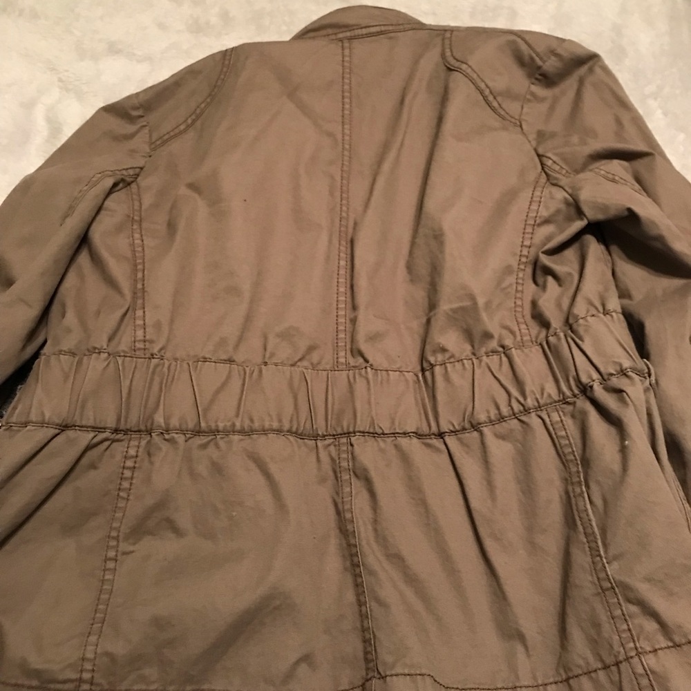 Light Jacket - Picture 4 of 4